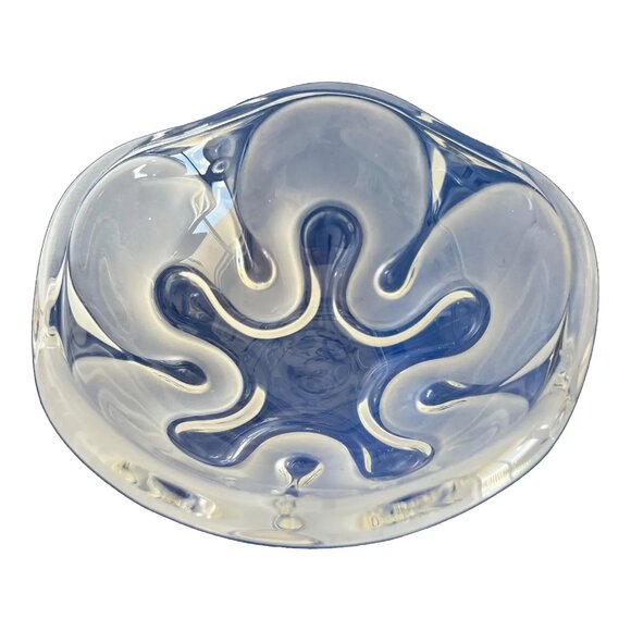 Mikasa Royal Symphony Frosted Swirl Bowl is 6.5"D x 3"H - Picture 2 of 7